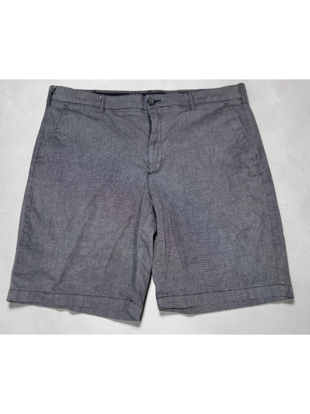 Marc Anthony Slim Fit Stretch Shorts Men's 40 Gray Heathered Crosshatch Chino